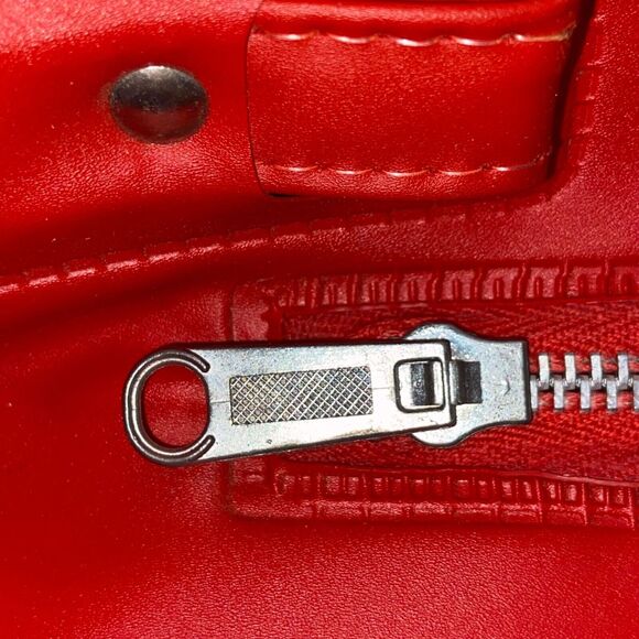 TWA Luggage Flight Bag Logo White Piping Zipper Vintage Carry On Metal Stud Feet - Picture 5 of 9